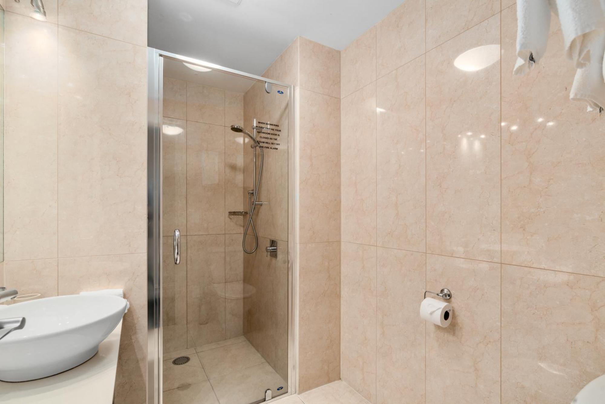 The Beacon - 2 Bedroom Town Center Apartment Queenstown Extérieur photo